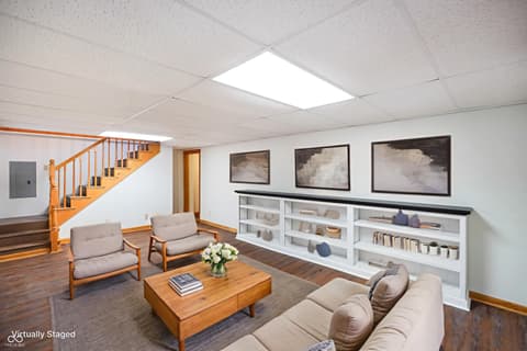 Photo of 2275 Twinlake Drive, Morgantown, IN