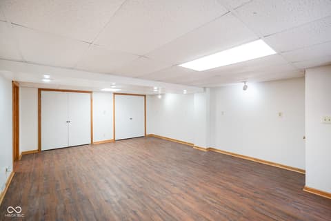 Photo of 2275 Twinlake Drive, Morgantown, IN