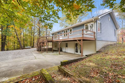 Photo of 2275 Twinlake Drive, Morgantown, IN