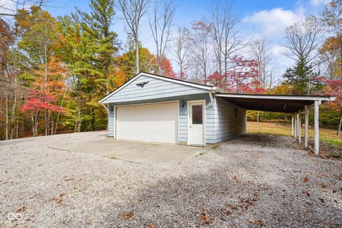 Photo of 2275 Twinlake Drive, Morgantown, IN