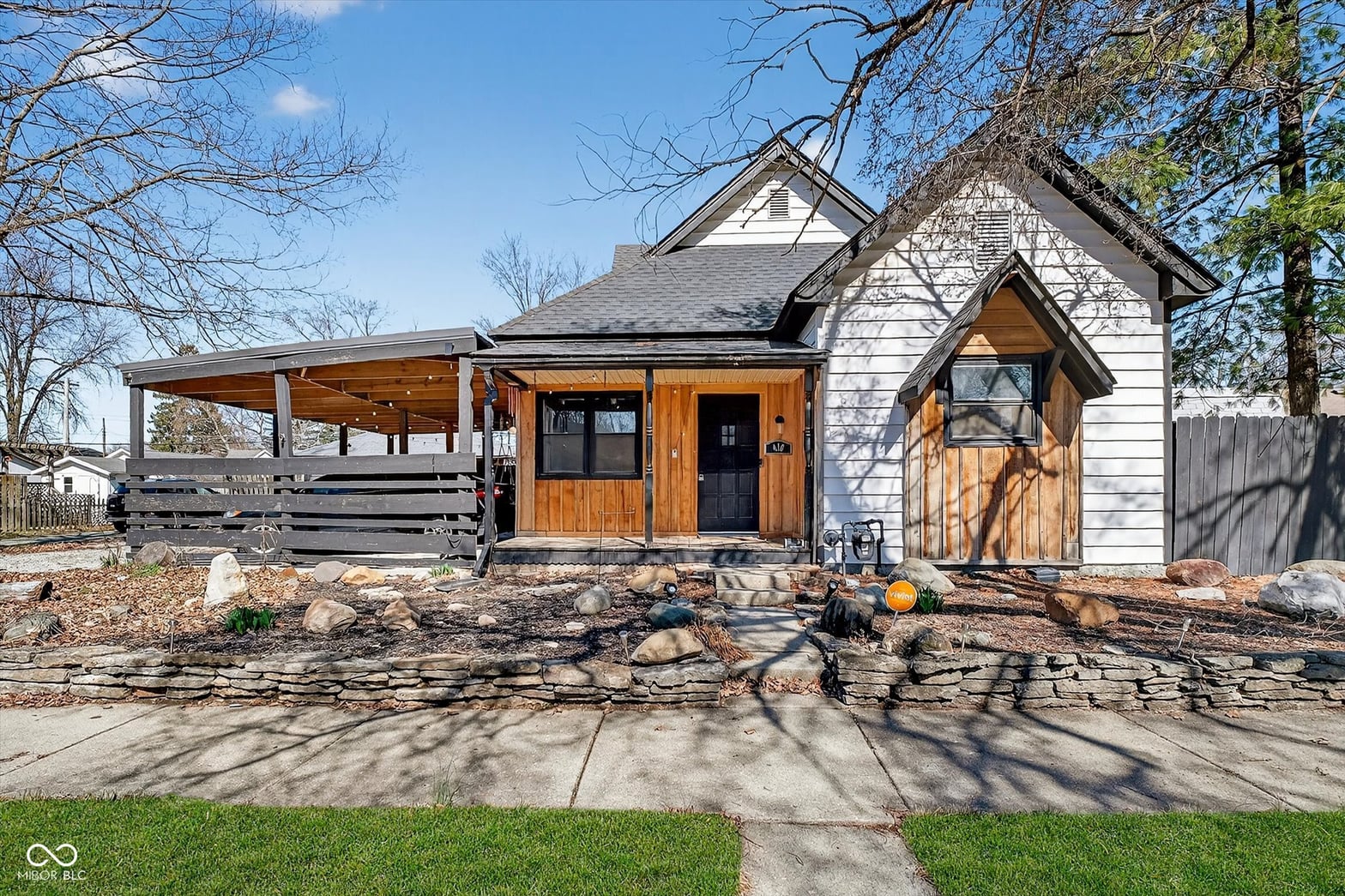 Front exterior at 416 W 5th Street W, Greenfield, IN