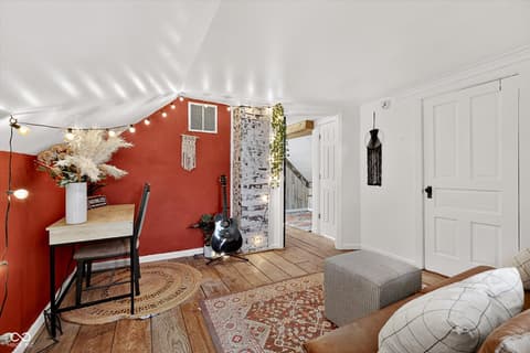 Living room at 416 W 5th Street W, Greenfield, IN
