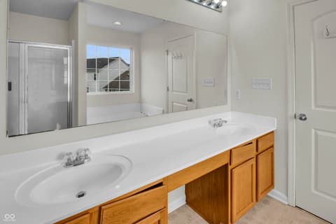 Photo of 2542 Middle View Drive, Columbus, IN