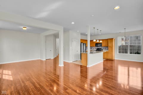 Photo of 2542 Middle View Drive, Columbus, IN