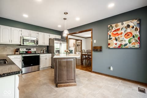 Photo of 12222 Castle Court, Carmel, IN