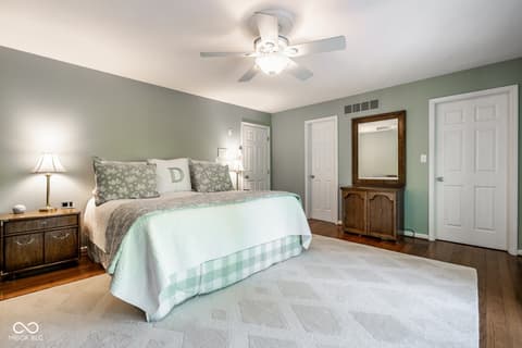 Photo of 12222 Castle Court, Carmel, IN