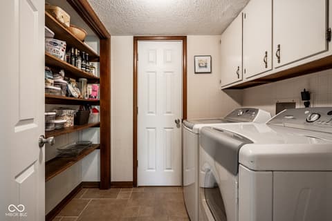 Photo of 12222 Castle Court, Carmel, IN