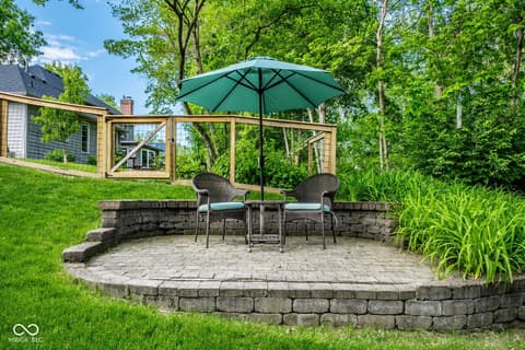 Photo of 12222 Castle Court, Carmel, IN