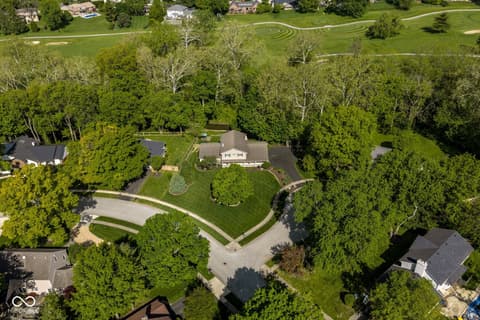 Photo of 12222 Castle Court, Carmel, IN