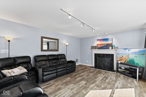Photo of 628 Prince Drive, Greenwood, IN