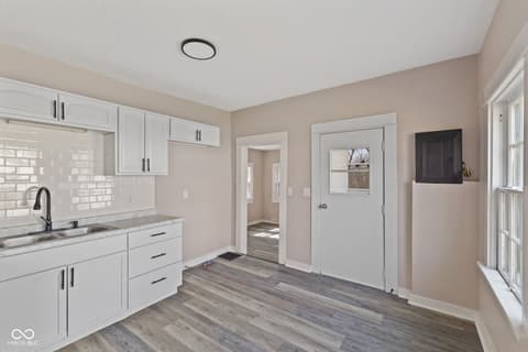 Photo of 320 Lockerbie Street, Mooresville, IN