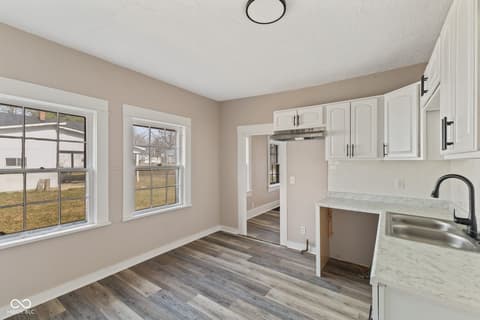 Photo of 320 Lockerbie Street, Mooresville, IN