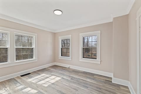 Photo of 320 Lockerbie Street, Mooresville, IN