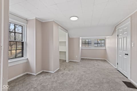 Photo of 320 Lockerbie Street, Mooresville, IN