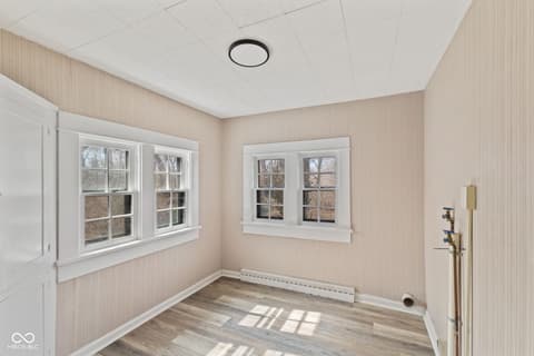 Photo of 320 Lockerbie Street, Mooresville, IN