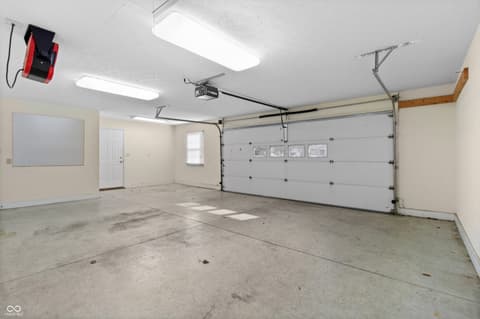 Garage at 88 W Wind Chime Circle, Greenwood, IN