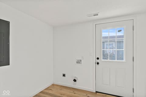 Photo of 285 S Oak Street, Austin, IN