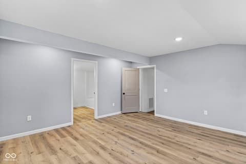 Photo of 285 S Oak Street, Austin, IN