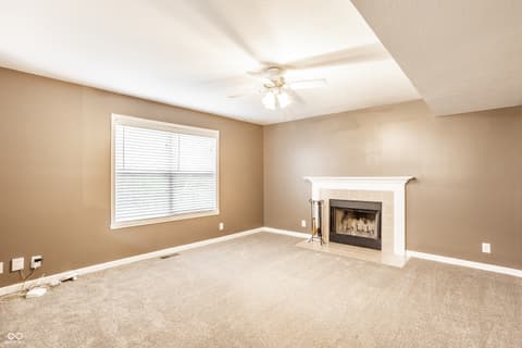 Family room at 10297 Tybalt Drive, Fishers, IN