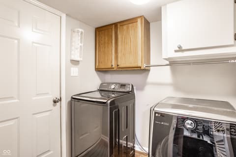 Laundry room at 10297 Tybalt Drive, Fishers, IN