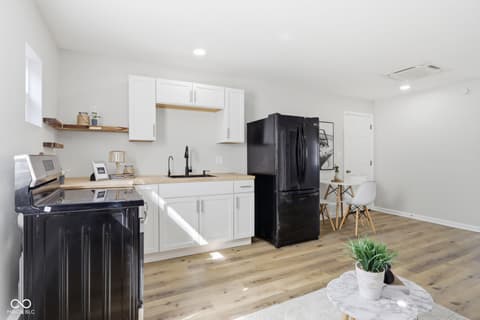 Photo of 4315 E 42nd Street E, Indianapolis, IN