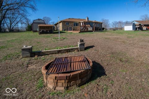 Yard at 1647 S Plateau Circle, Martinsville, IN