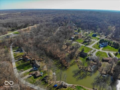 Aerial view at 1647 S Plateau Circle, Martinsville, IN