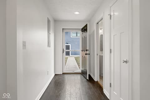Foyer at 1635 N New Jersey Street, Indianapolis, IN