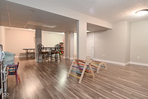 Photo of 4763 Oakleigh Court, Greenwood, IN