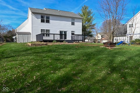 Photo of 4763 Oakleigh Court, Greenwood, IN