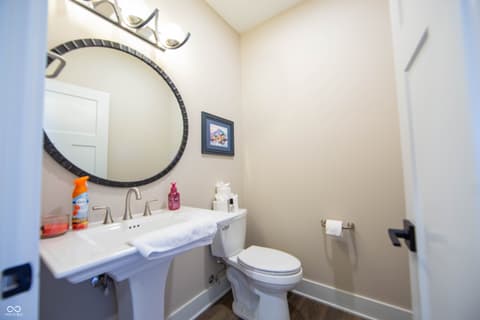 Photo of 4264 Chapel Hill Court, Bargersville, IN