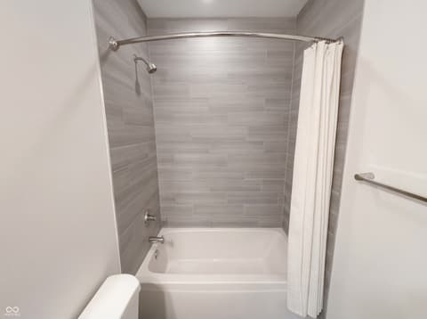 Photo of 1528 Central Avenue, Indianapolis, IN