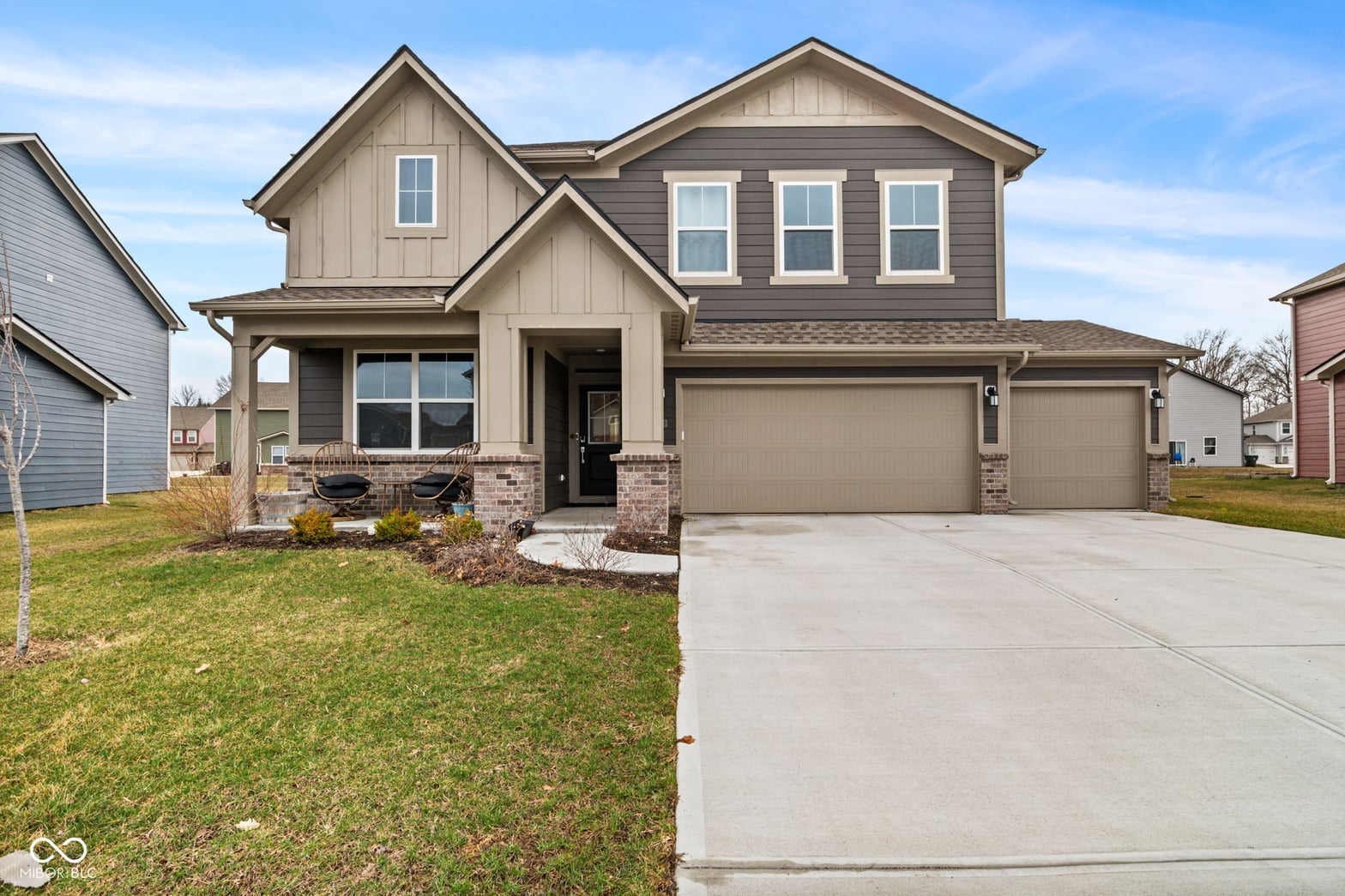 Photo of 2134 Dixon Creek Drive, Whitestown, IN