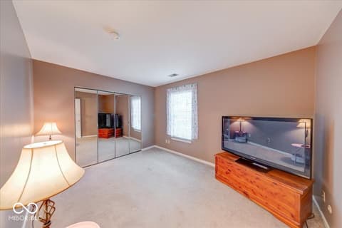 Photo of 926 Ardsley Drive, Indianapolis, IN