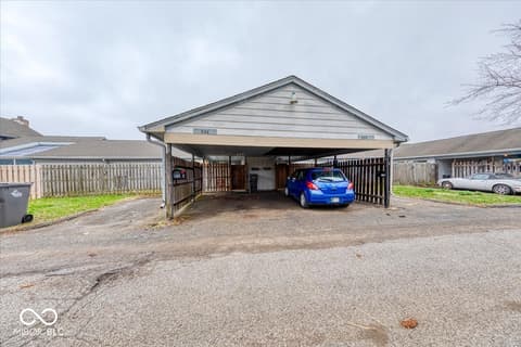 Photo of 926 Ardsley Drive, Indianapolis, IN