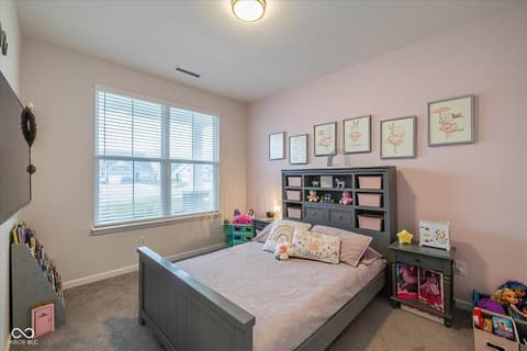 Photo of 825 Stone Trace Court, Avon, IN