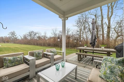 Photo of 825 Stone Trace Court, Avon, IN