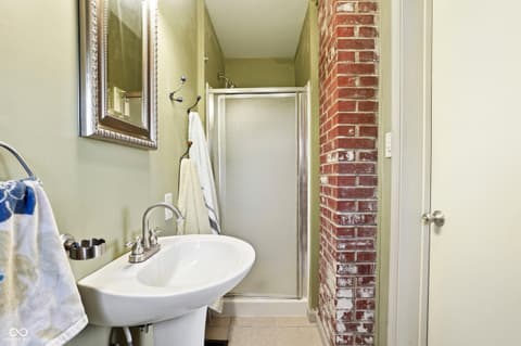 Photo of 427 W Greenwalt Drive, Nineveh, IN