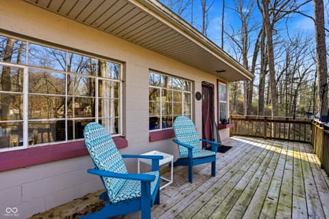 Photo of 427 W Greenwalt Drive, Nineveh, IN