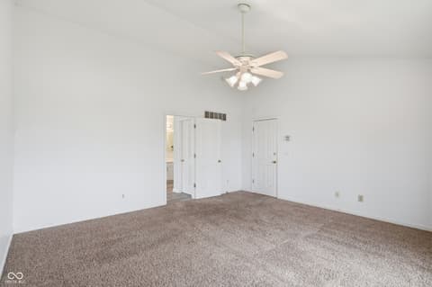 Photo of 1036 Spanish Lake Drive, Avon, IN