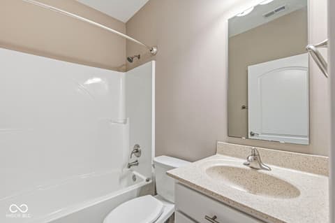 Photo of 4034 Cairo Way, Avon, IN