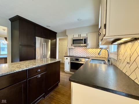 Photo of 1260 Driftwood Drive, Carmel, IN