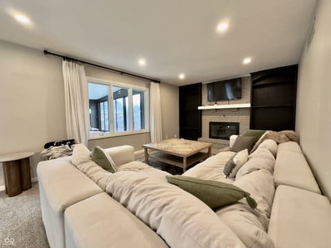Photo of 1260 Driftwood Drive, Carmel, IN