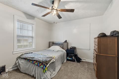 Photo of 154 E Washington Street, Mooresville, IN