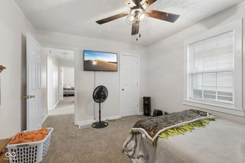 Photo of 154 E Washington Street, Mooresville, IN