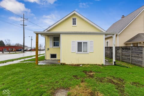 Photo of 154 E Washington Street, Mooresville, IN