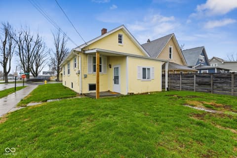 Photo of 154 E Washington Street, Mooresville, IN