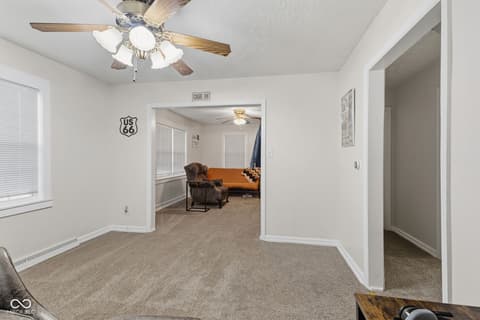 Photo of 154 E Washington Street, Mooresville, IN