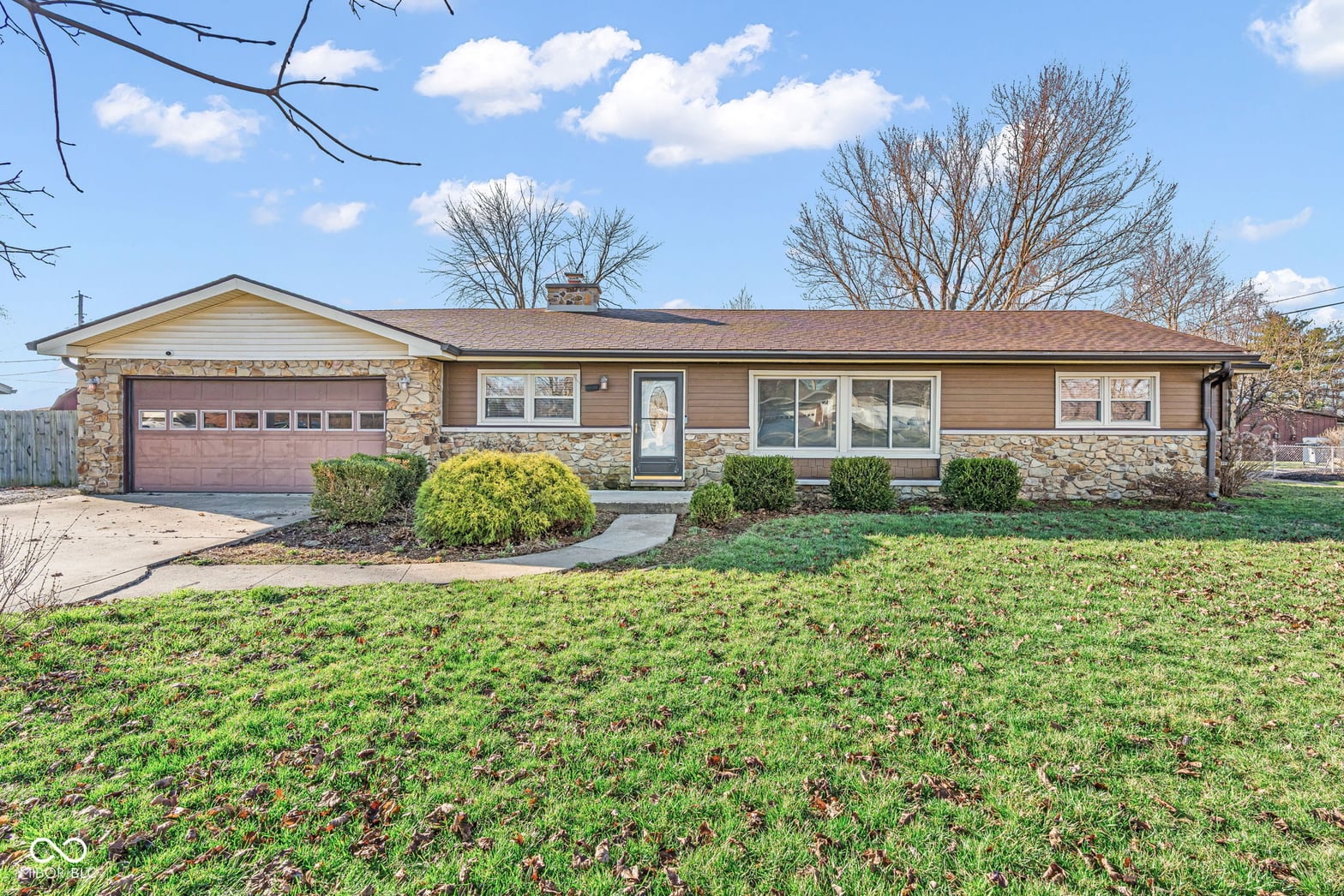 Photo of 4363 W Compton Drive, Edinburgh, IN