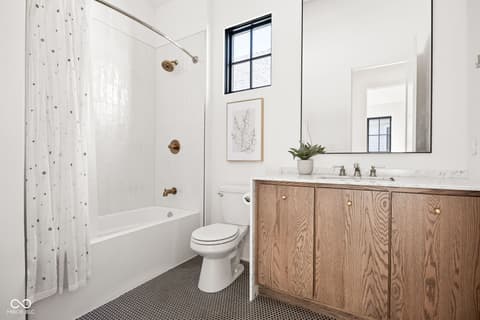 Photo of 954 Stillwell Street, Indianapolis, IN